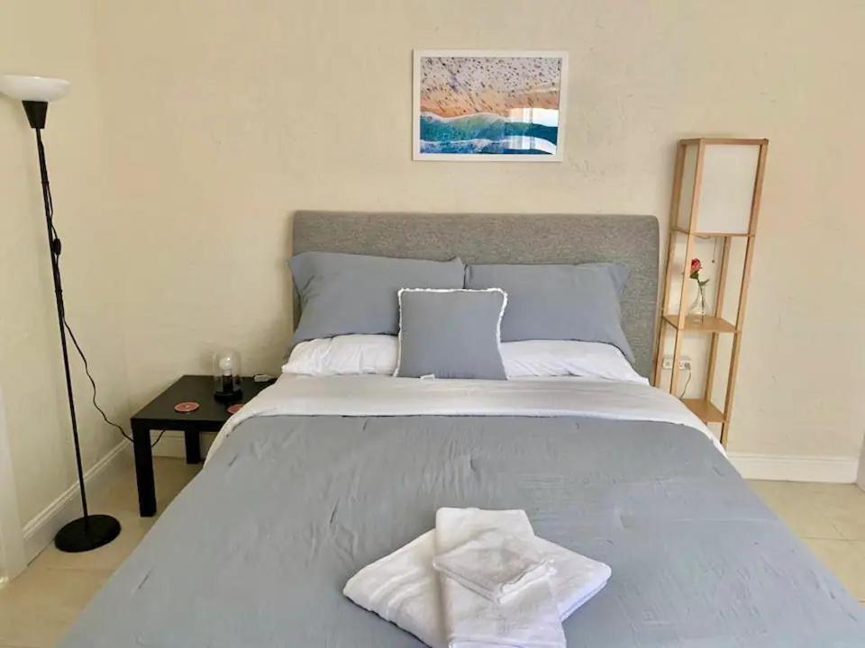 Private Rooms Close To Miami Airport - Free Parking - 01 Экстерьер фото
